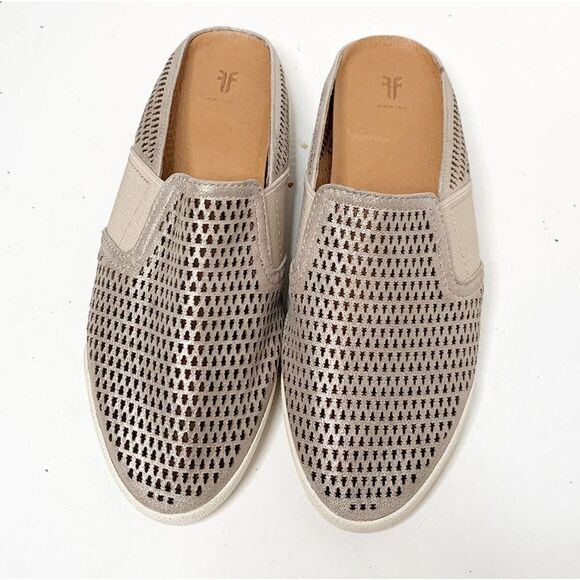 Frye Shoes - Frye Melanie Silver Leather Perforated Gore Mules Slip On Flat Skimmer Shoes 6.5